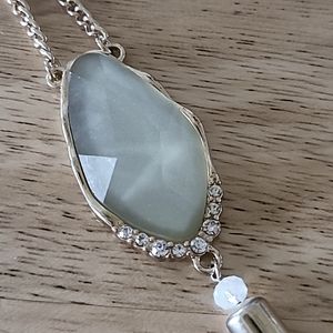 NEW! TASSEL NECKLACE LONG GOLDTONE CHAIN LIGHT GRAY STONE